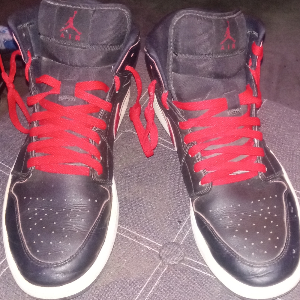 RARE🔥 Nike Air Jordan 1 Retro Mid Black Red Bred 12 Men's Shoes